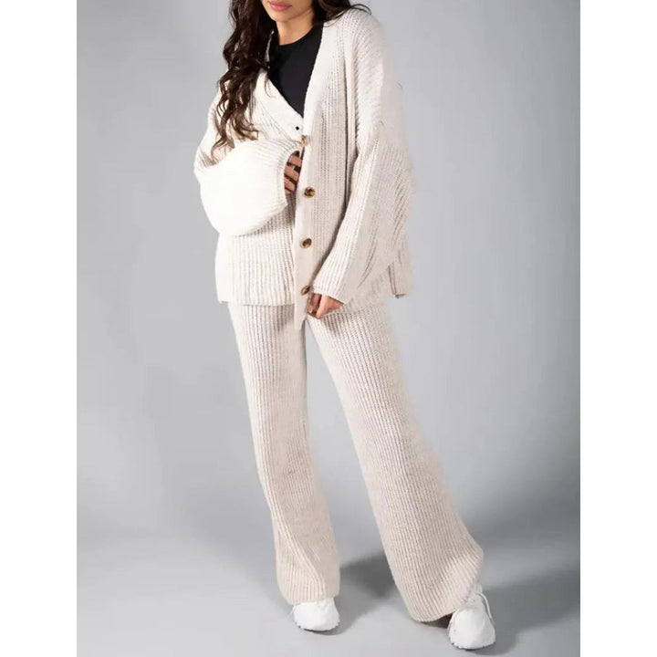 KRINA – SASSY CHIC KNIT STYLE DUO