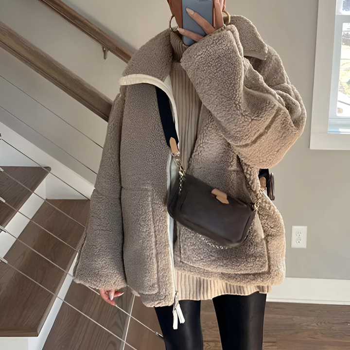 AKISHA - SNOW QUEEN COAT