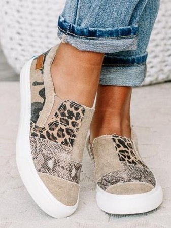 REGINA - FASHIONABLE COMFORT LOAFERS WITH SUPPORTIVE RELIEF
