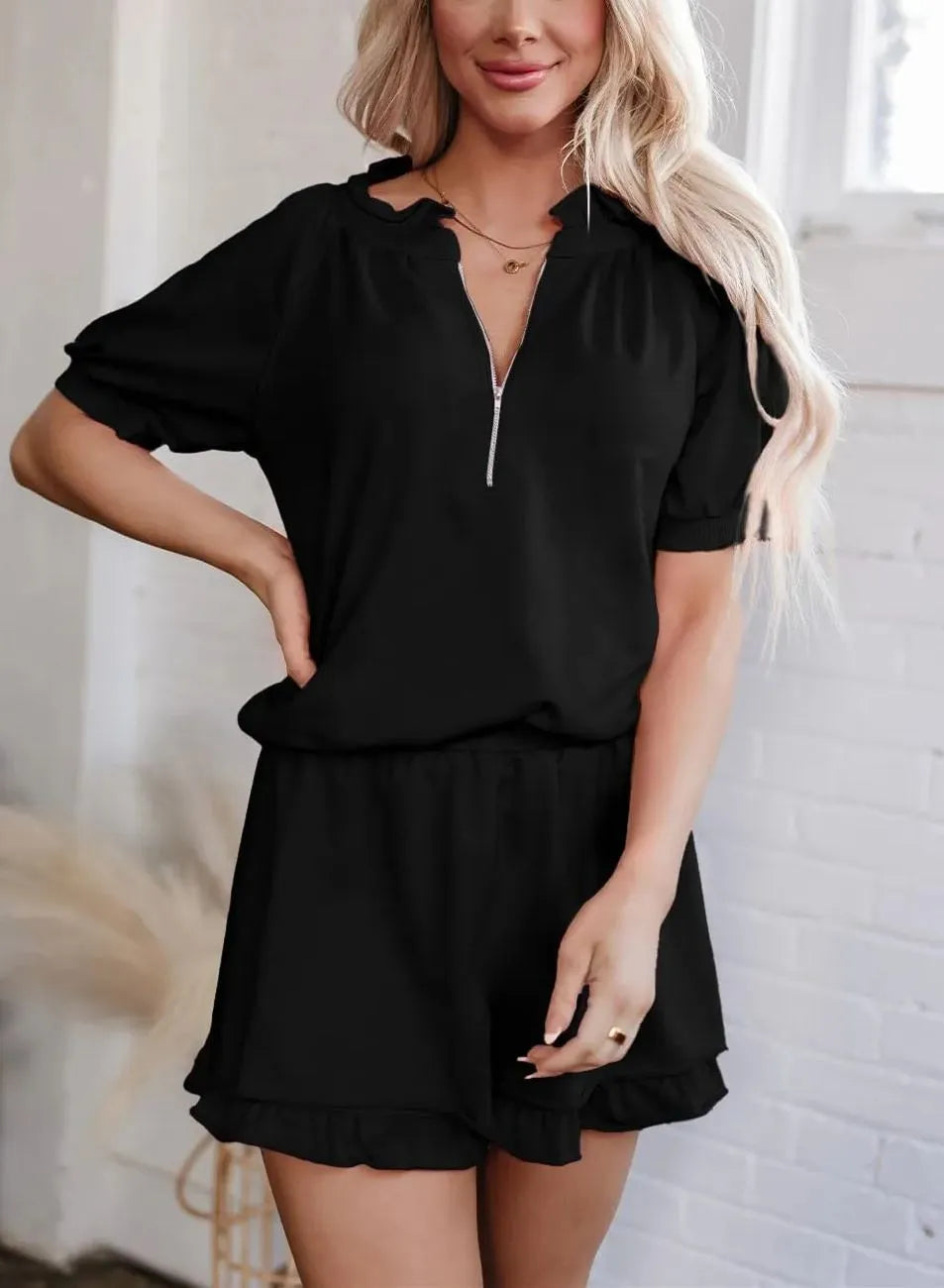 HERSHEY - LADIES RUFFLED ZIP-FRONT TOP SET